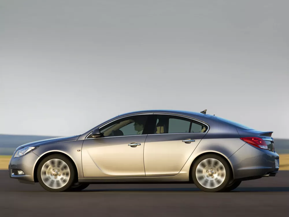 Автомобиль Opel Insignia I Лифтбек