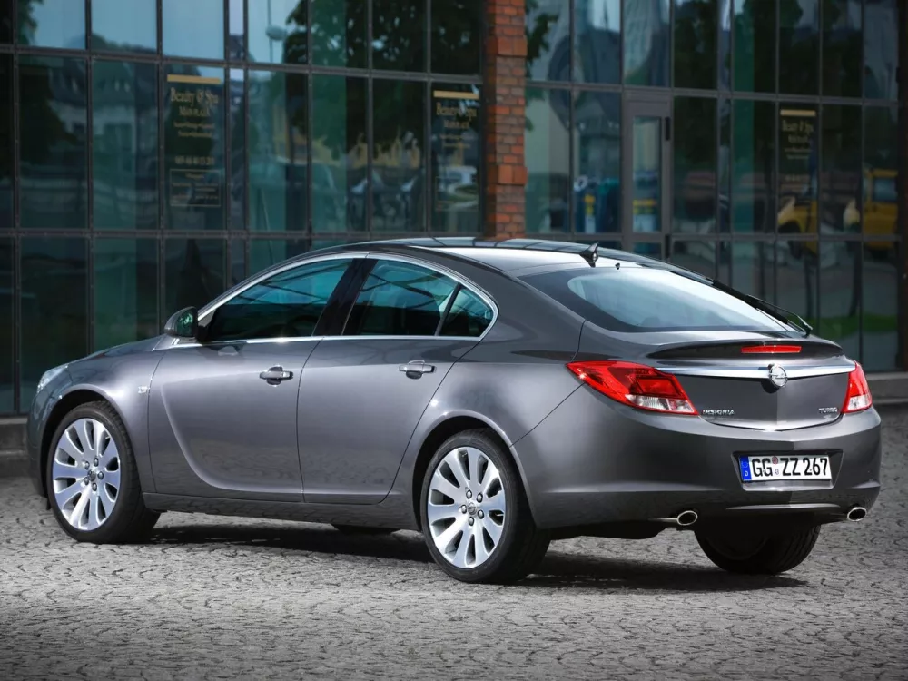 Автомобиль Opel Insignia I Лифтбек