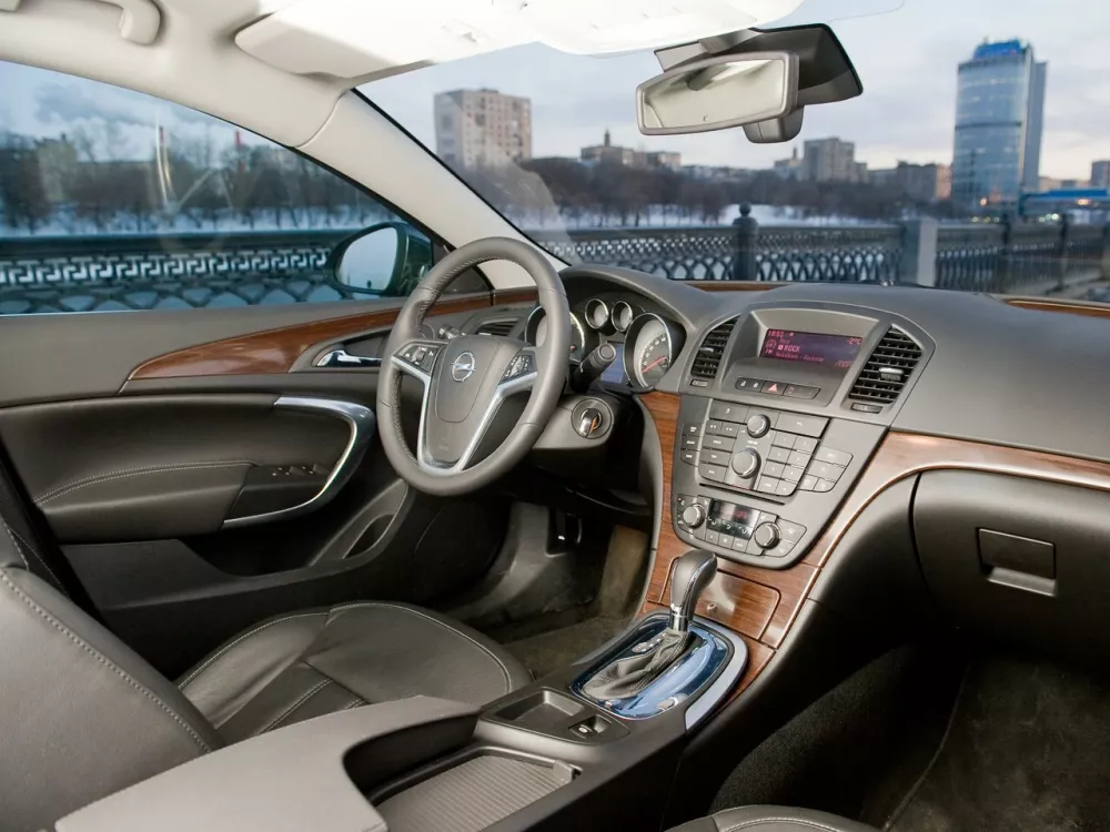 Автомобиль Opel Insignia I Лифтбек