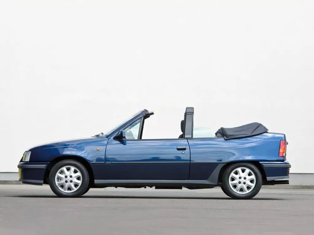 Автомобиль Opel Kadett E Рестайлинг Кабриолет