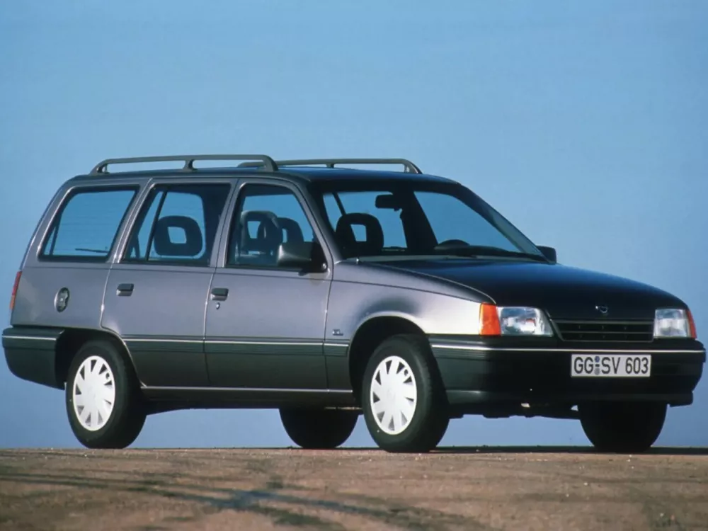 Автомобиль Opel Kadett E Рестайлинг Универсал (5 дверей)