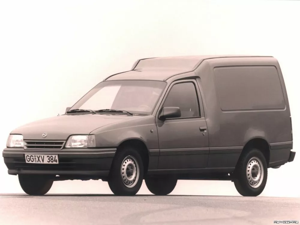 Автомобиль Opel Kadett E Рестайлинг Фургон