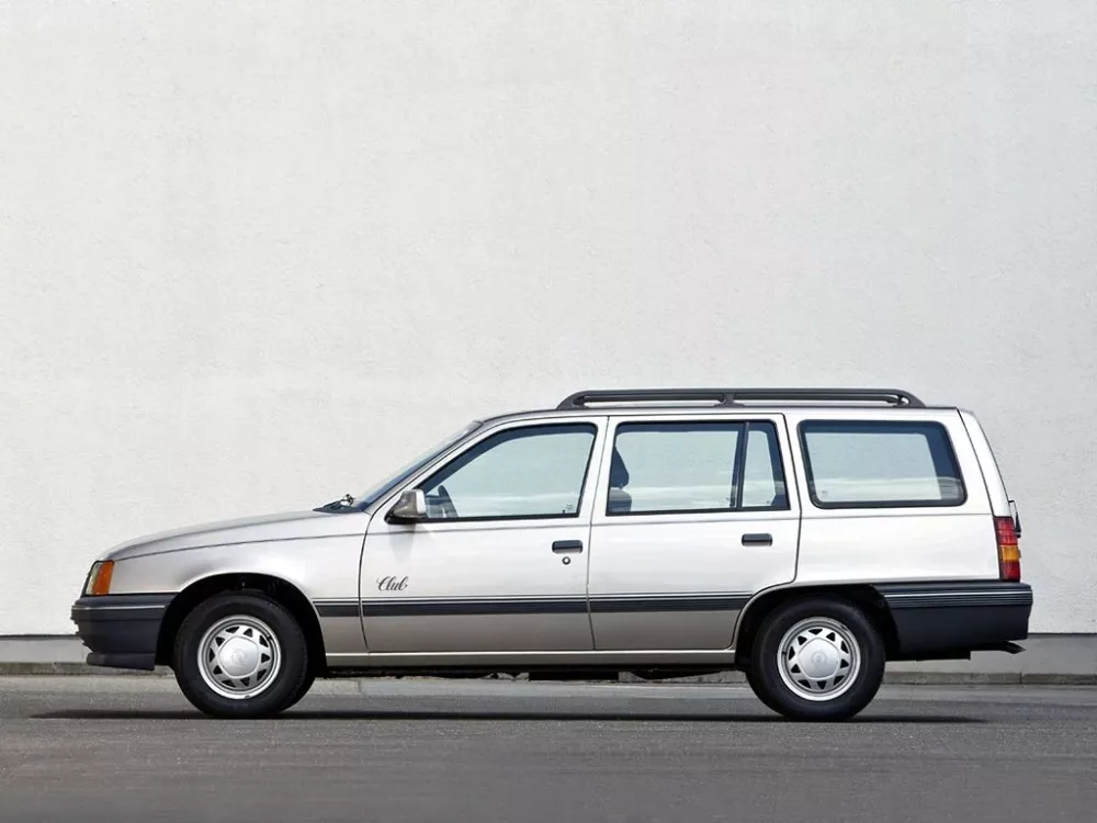 Автомобиль Opel Kadett E Рестайлинг Универсал (5 дверей)
