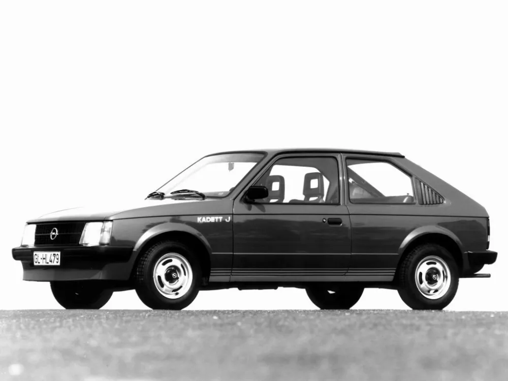 Автомобиль Opel Kadett D Хэтчбек (3 двери)