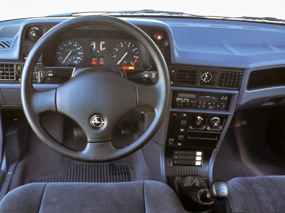 Автомобиль Opel Kadett E Фургон