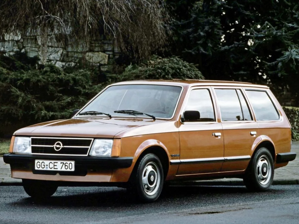 Автомобиль Opel Kadett D Универсал (5 дверей)