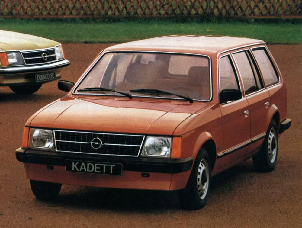 Автомобиль Opel Kadett D Универсал (5 дверей)