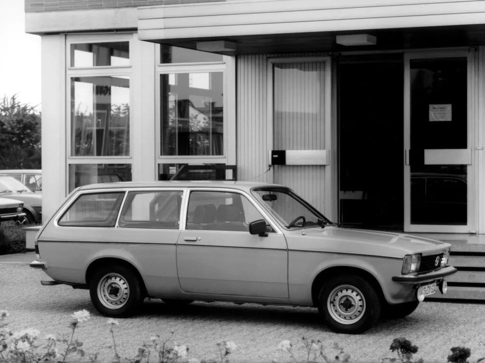 Автомобиль Opel Kadett C Универсал (3 двери)