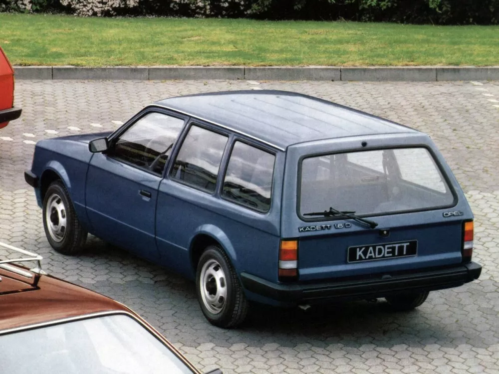 Автомобиль Opel Kadett D Универсал (3 двери)