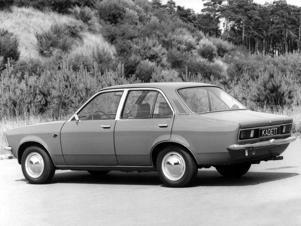 Автомобиль Opel Kadett C Седан