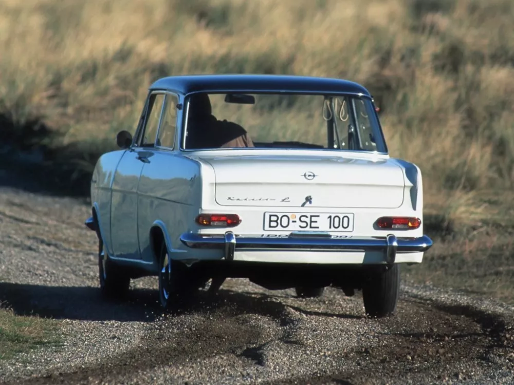 Автомобиль Opel Kadett A Седан 2 дв.