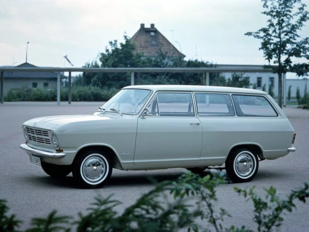 Автомобиль Opel Kadett B Универсал (3 двери)
