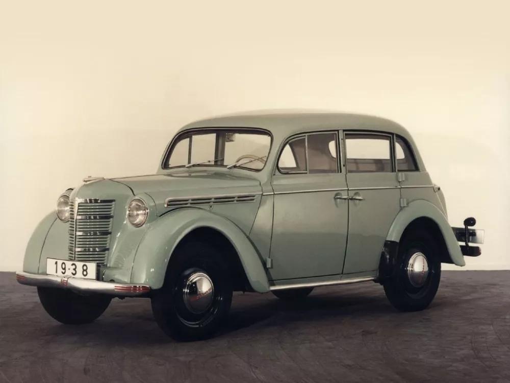 Автомобиль Opel Kadett '37 Седан