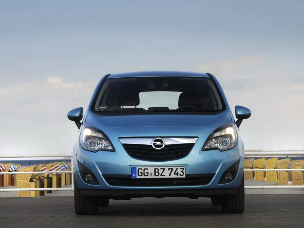 Автомобиль Opel Meriva B Компактвэн