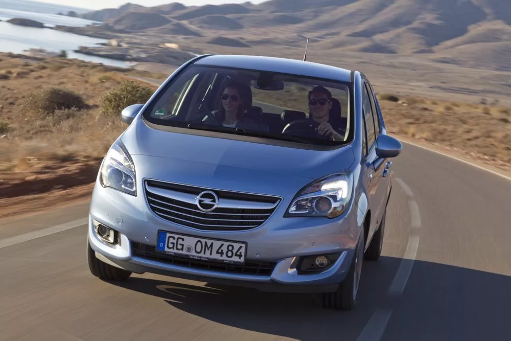 Автомобиль Opel Meriva B Рестайлинг Компактвэн