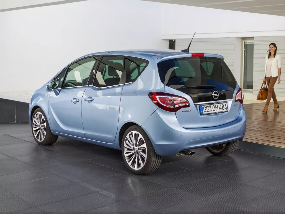 Автомобиль Opel Meriva B Рестайлинг Компактвэн