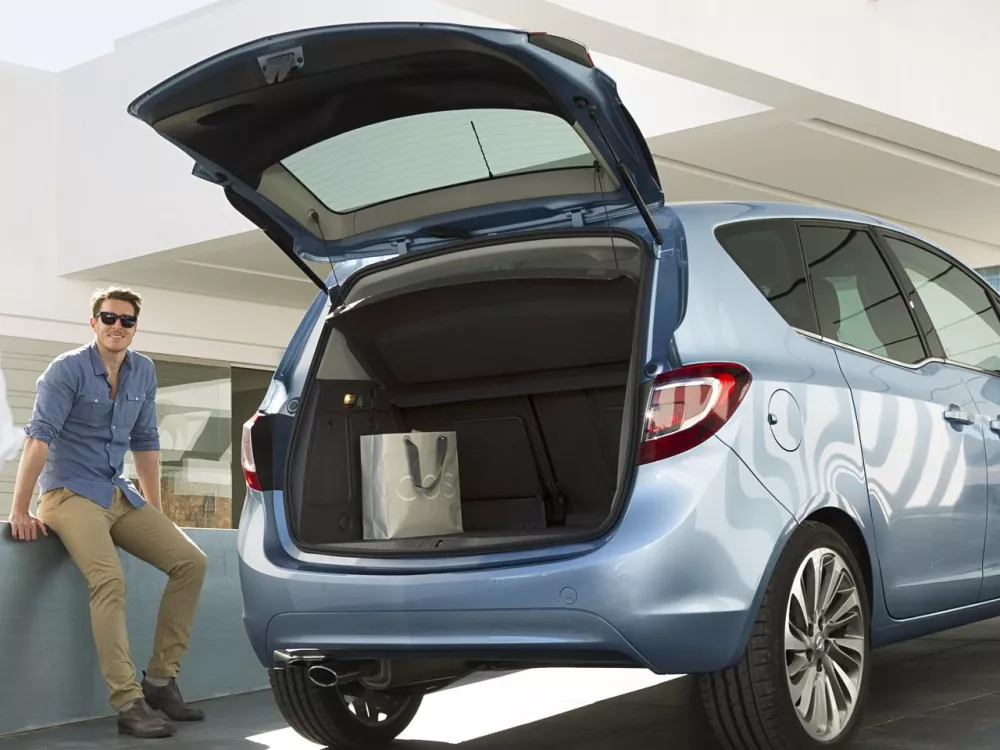 Автомобиль Opel Meriva B Рестайлинг Компактвэн