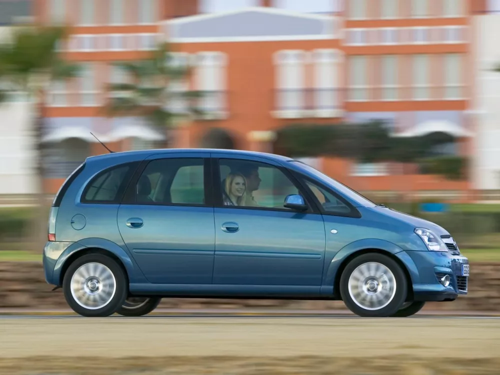 Автомобиль Opel Meriva A Рестайлинг Компактвэн