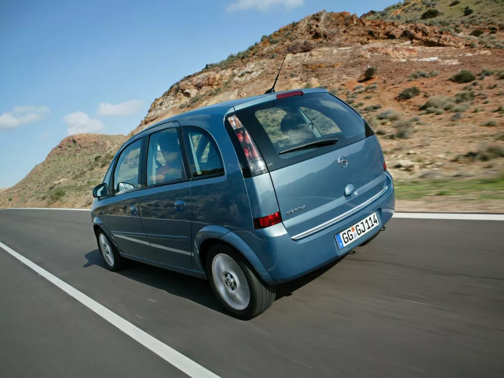 Автомобиль Opel Meriva A Рестайлинг Компактвэн