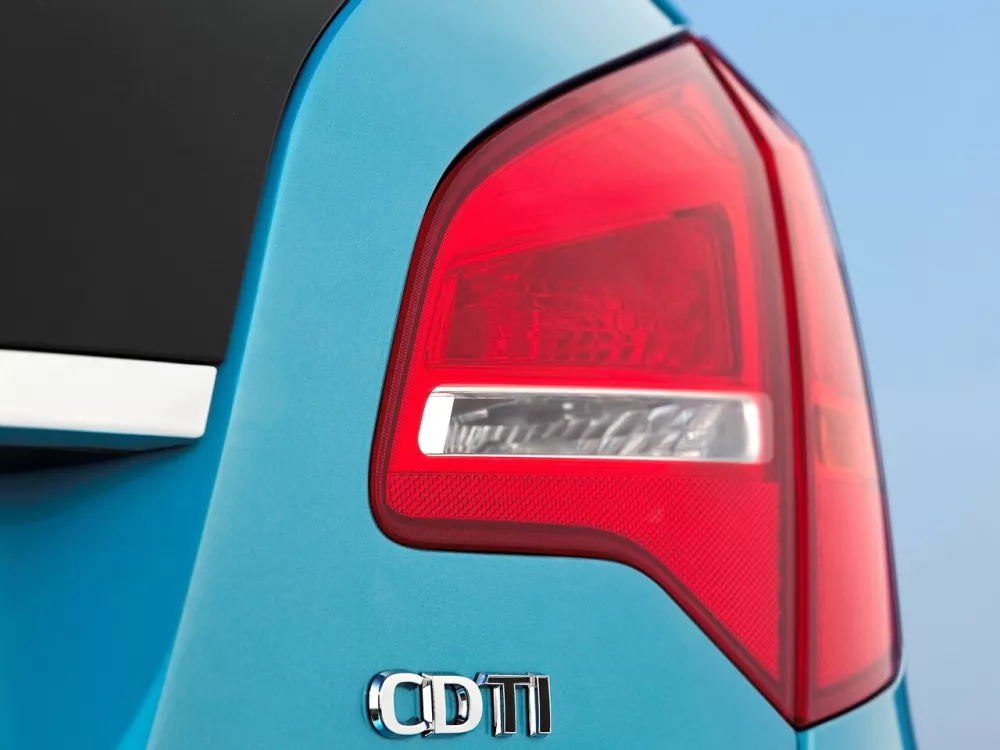 Автомобиль Opel Meriva B Компактвэн