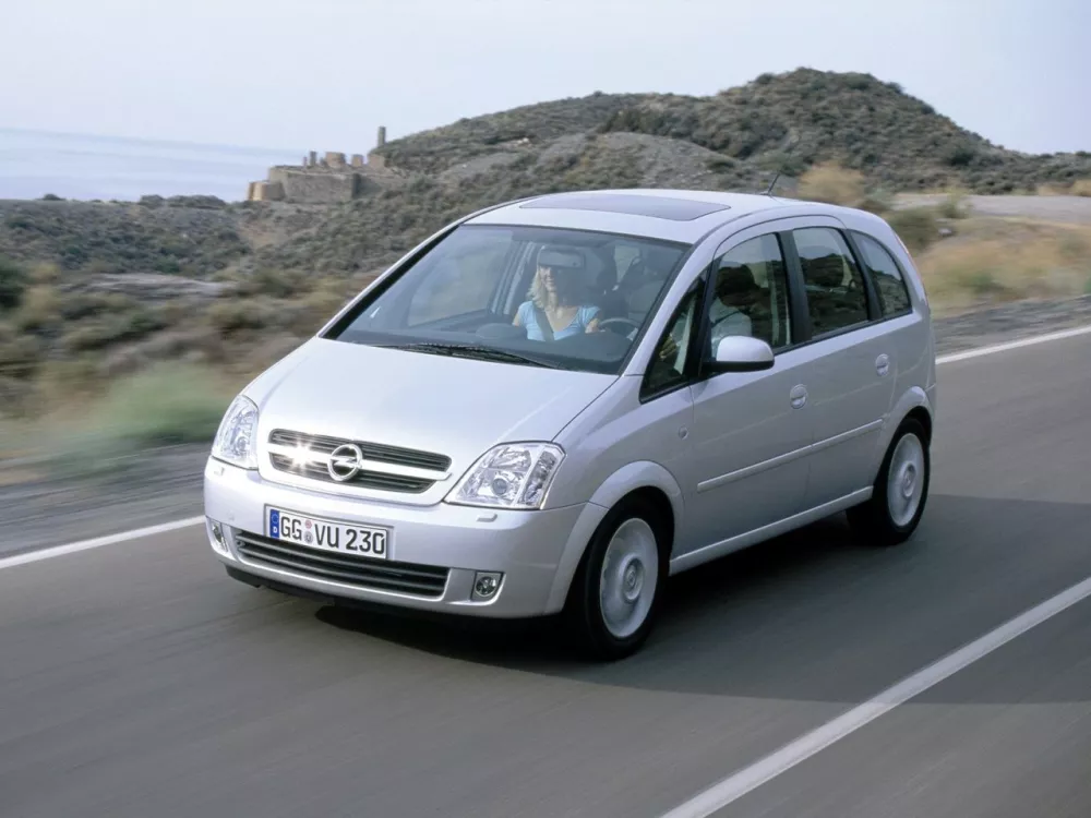Автомобиль Opel Meriva A Компактвэн
