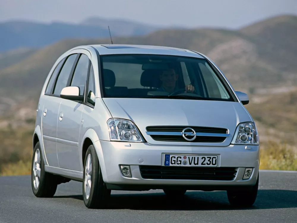 Автомобиль Opel Meriva A Компактвэн