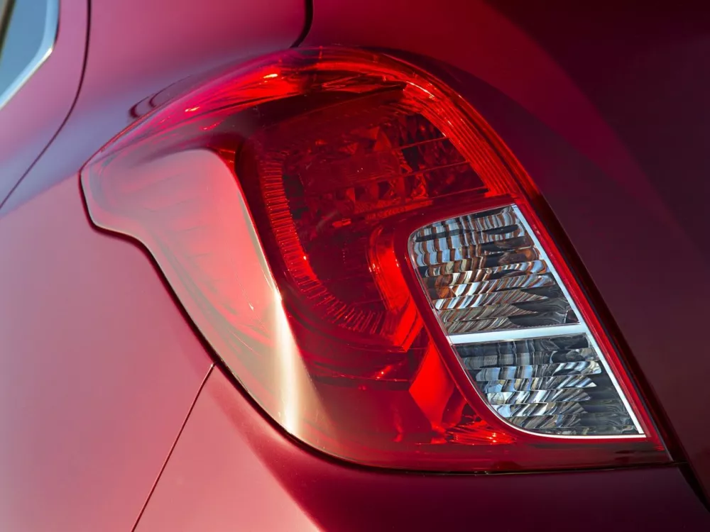 Автомобиль Opel Mokka I Внедорожник (5 дверей)