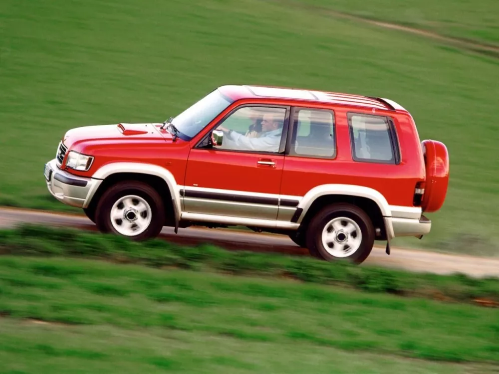 Автомобиль Opel Monterey A рестайлинг Внедорожник (3 двери)
