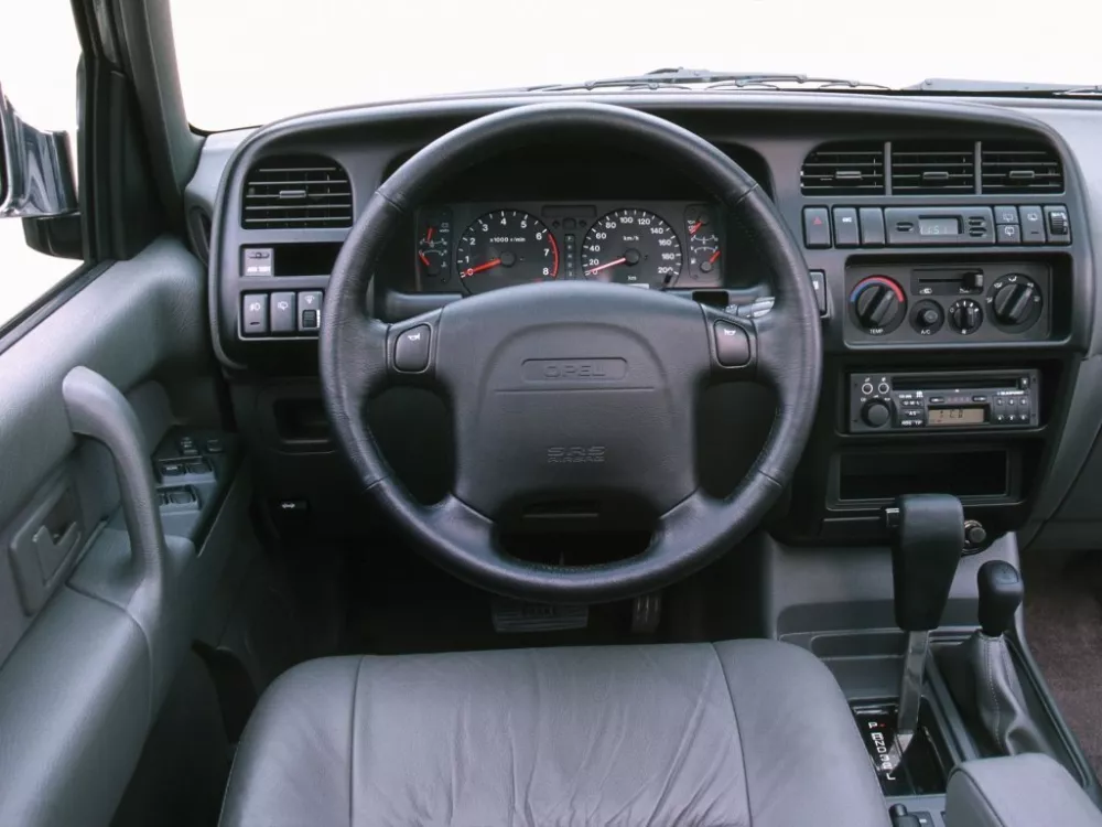 Автомобиль Opel Monterey A рестайлинг Внедорожник (5 дверей)