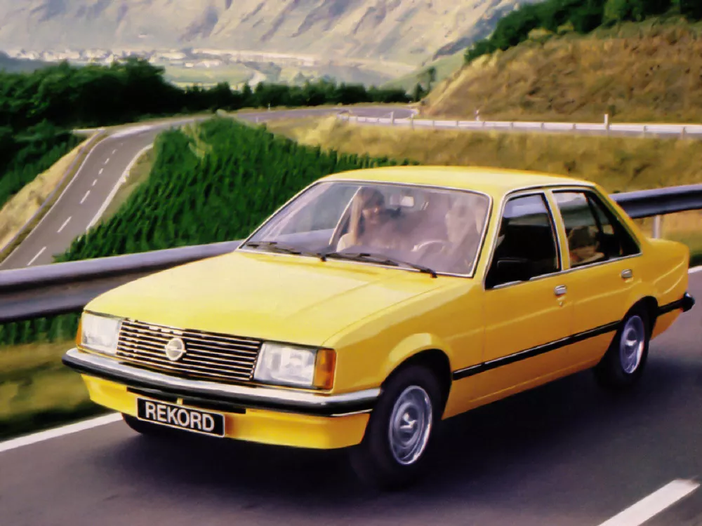 Автомобиль Opel Rekord E Седан