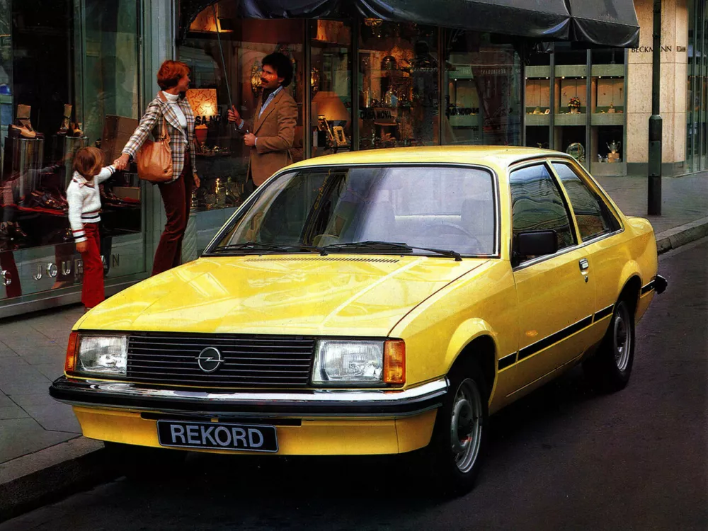 Автомобиль Opel Rekord E Седан 2 дв.