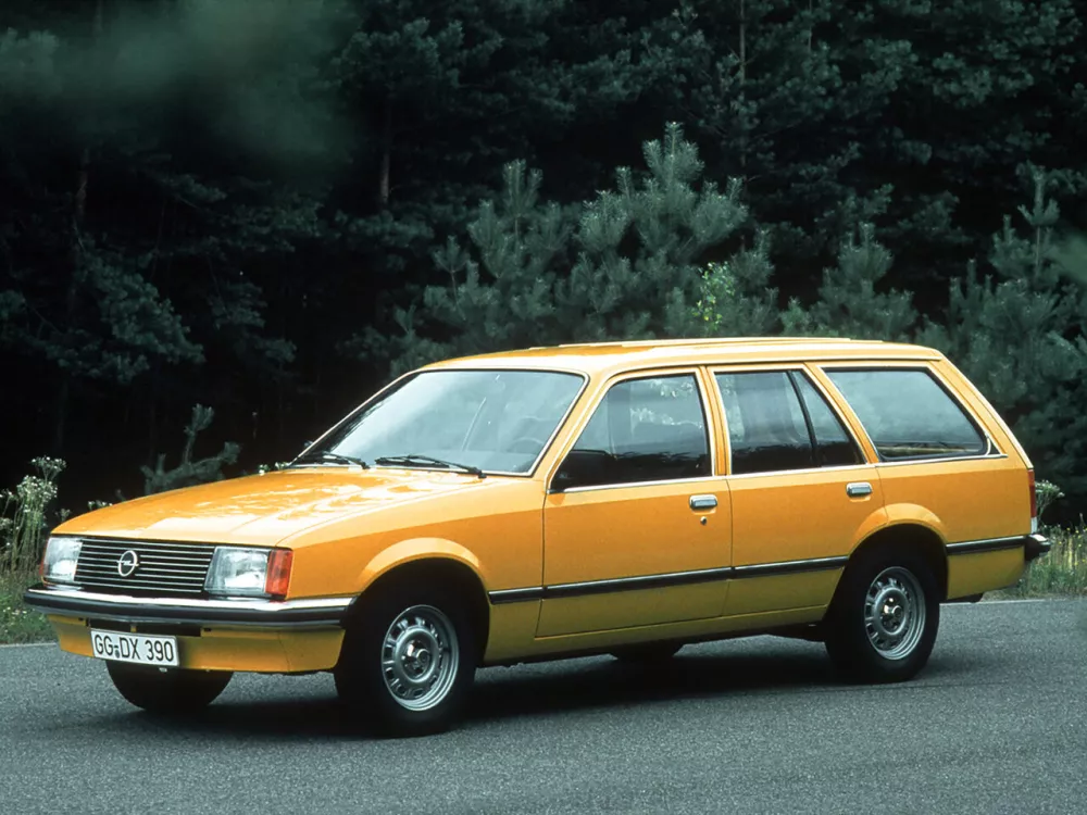 Автомобиль Opel Rekord E Универсал (5 дверей)