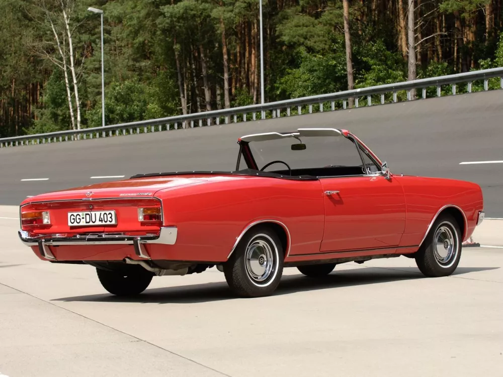 Автомобиль Opel Rekord C Кабриолет