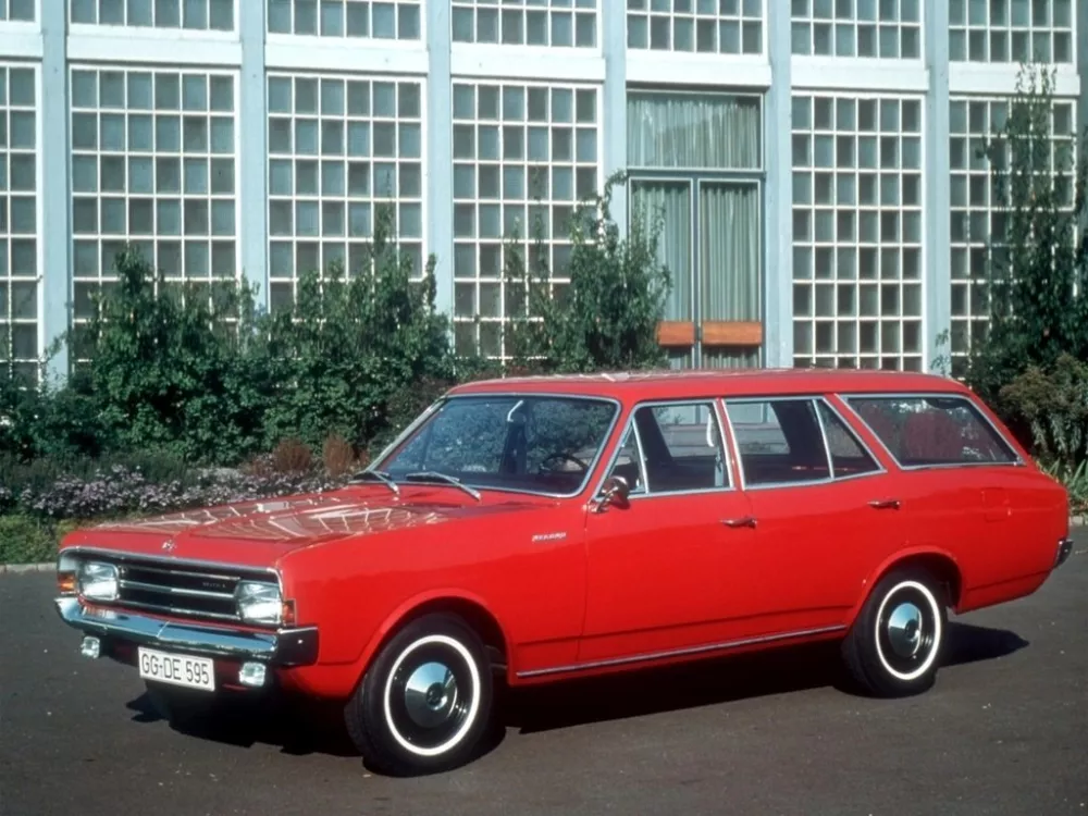 Автомобиль Opel Rekord C Универсал (5 дверей)