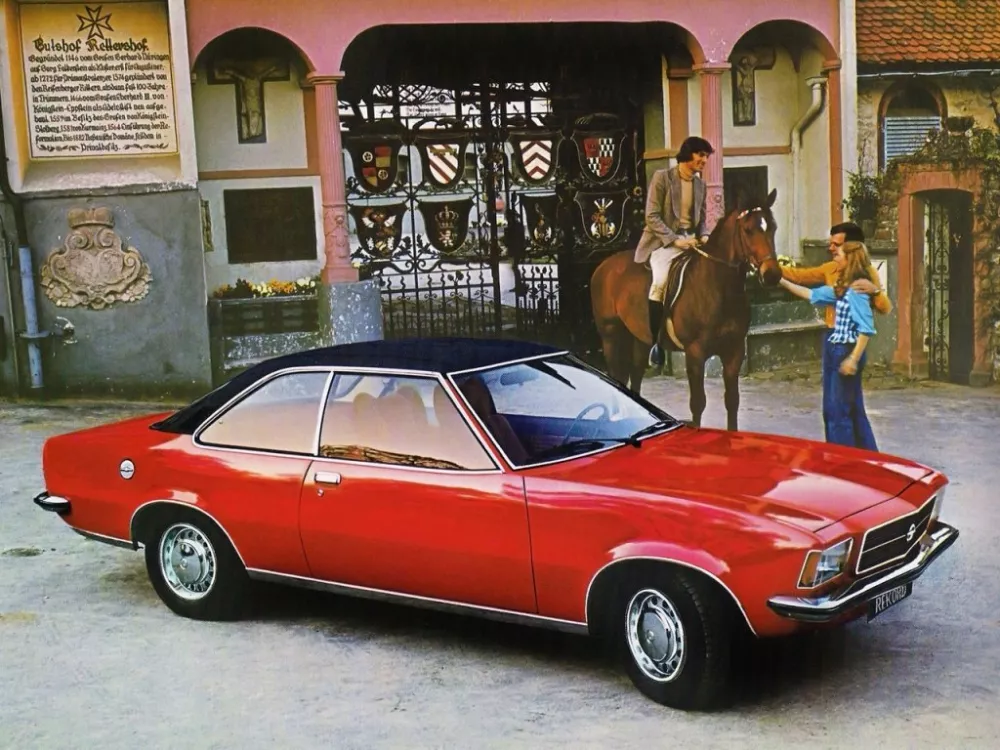Автомобиль Opel Rekord D Купе