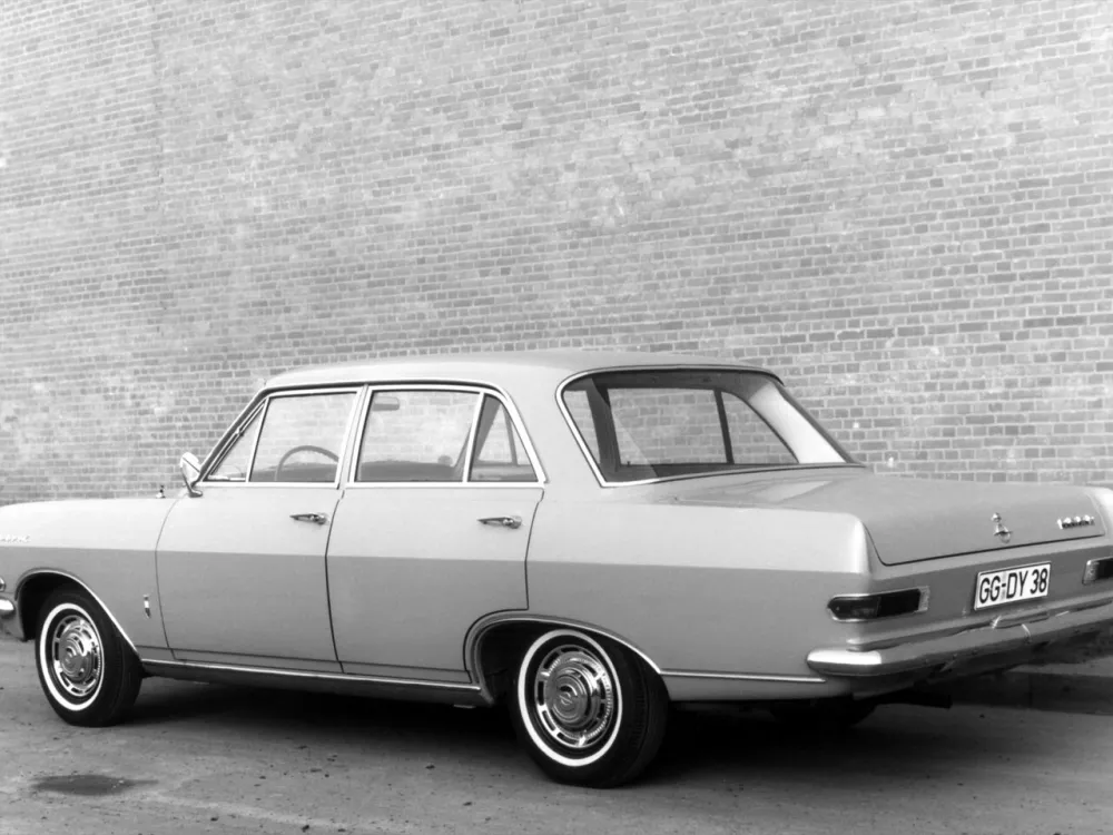 Автомобиль Opel Rekord A Седан