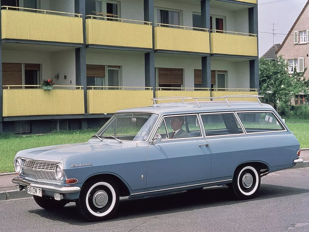 Автомобиль Opel Rekord A Универсал (3 двери)