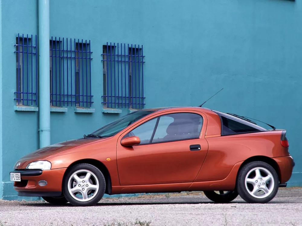Автомобиль Opel Tigra A Купе