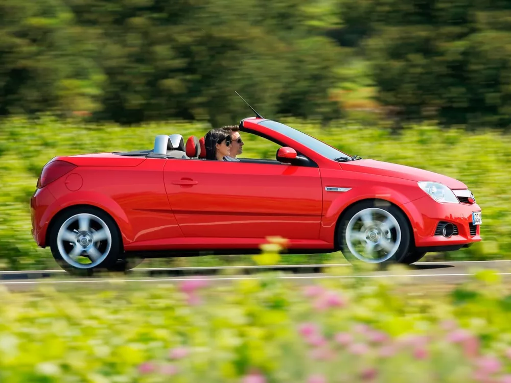 Автомобиль Opel Tigra B Родстер