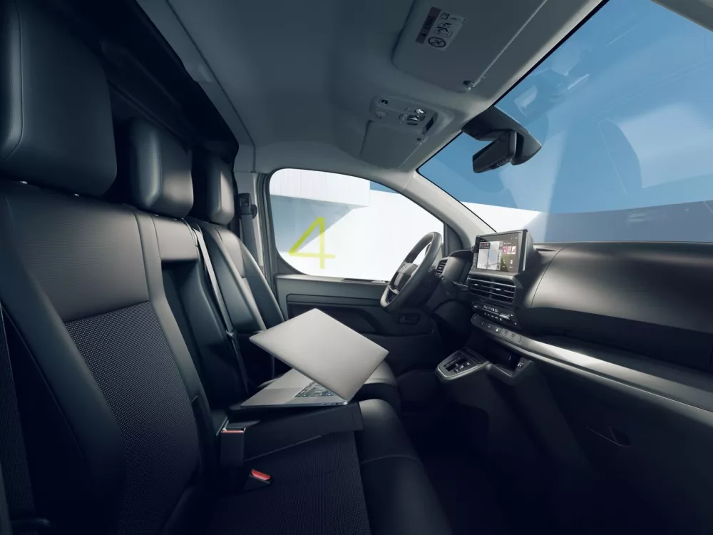 Автомобиль Opel Vivaro C Рестайлинг Фургон
