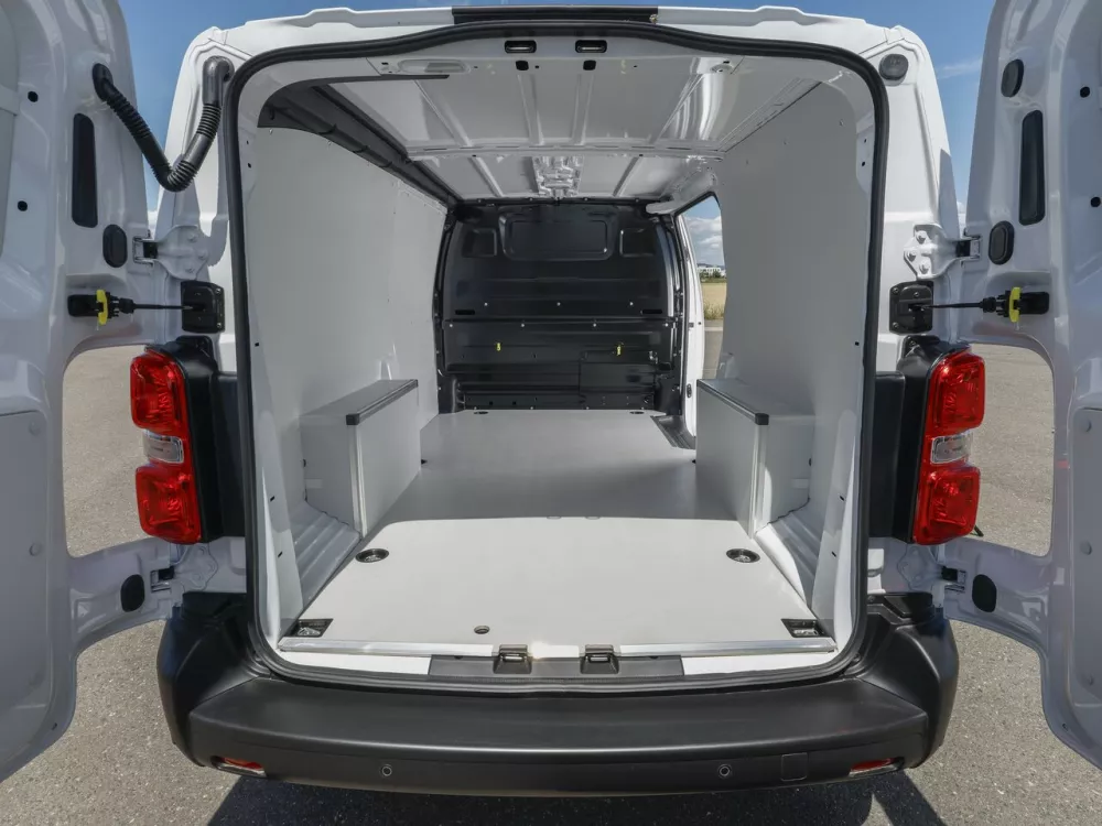 Автомобиль Opel Vivaro C Рестайлинг Фургон