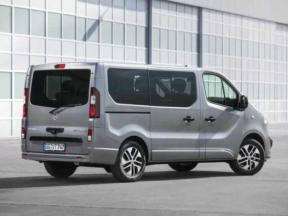 Автомобиль Opel Vivaro B Минивэн