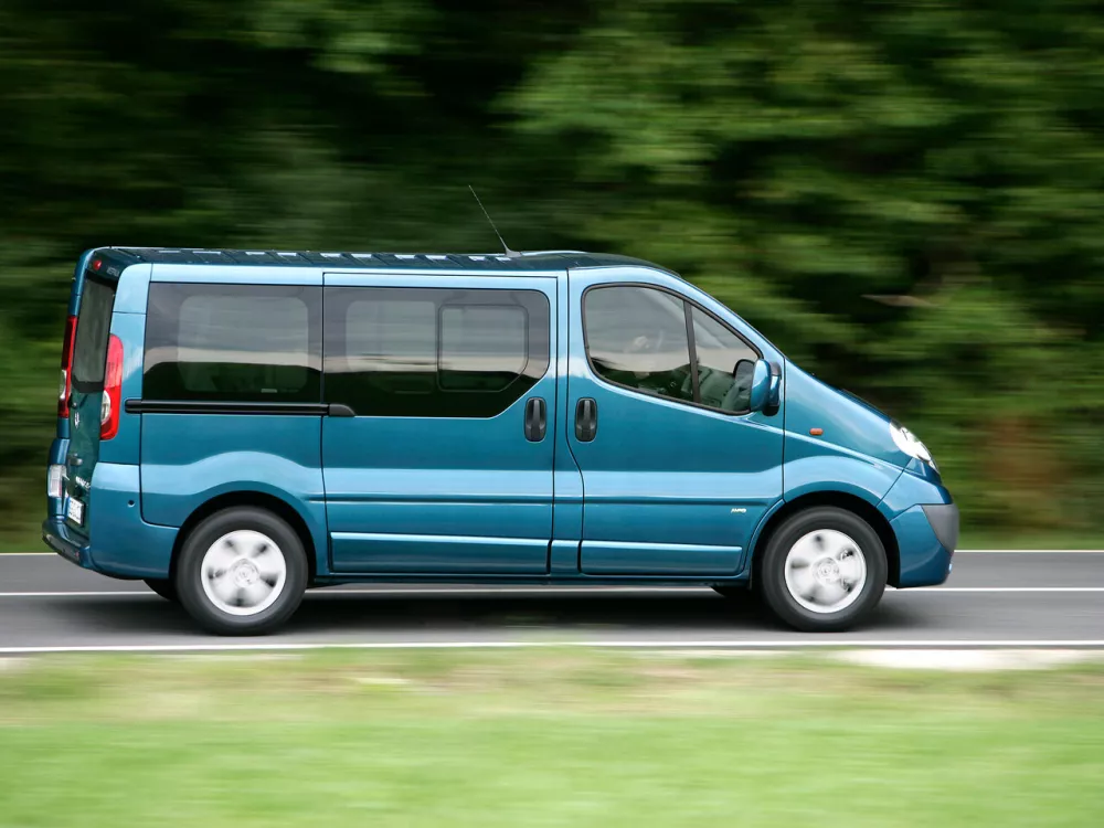 Автомобиль Opel Vivaro A Рестайлинг Минивэн