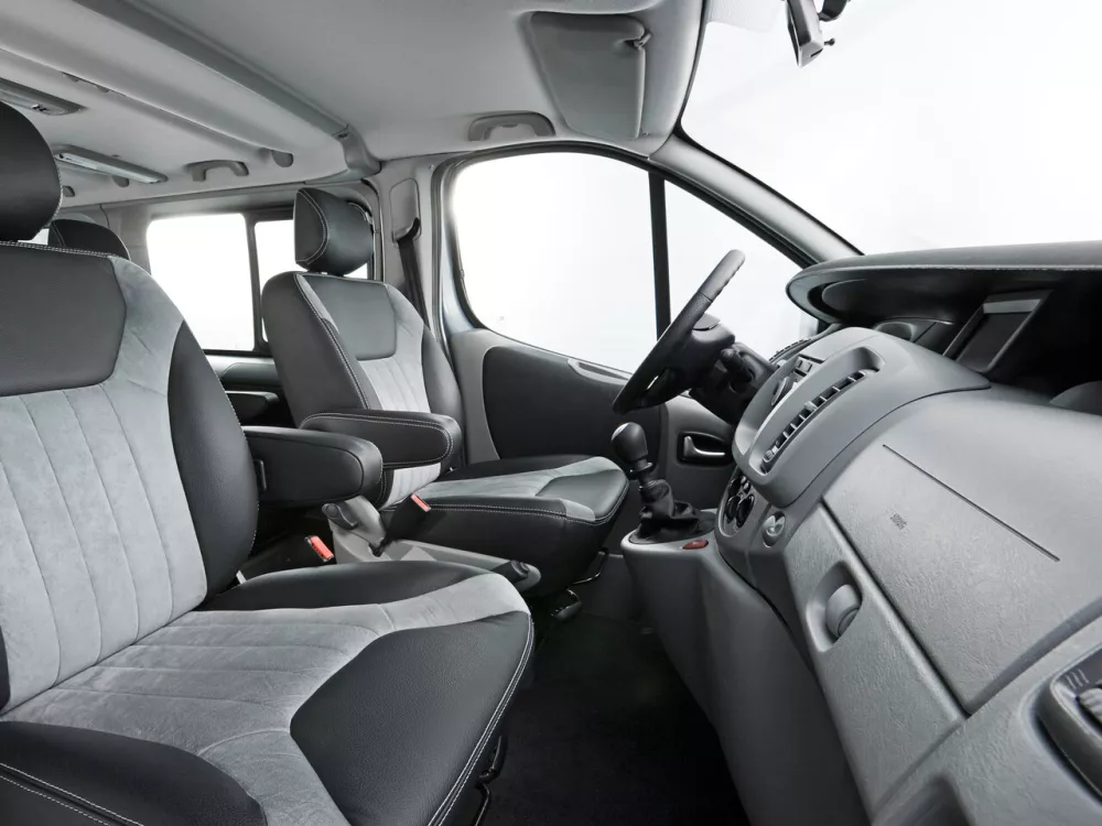 Автомобиль Opel Vivaro A Рестайлинг Минивэн