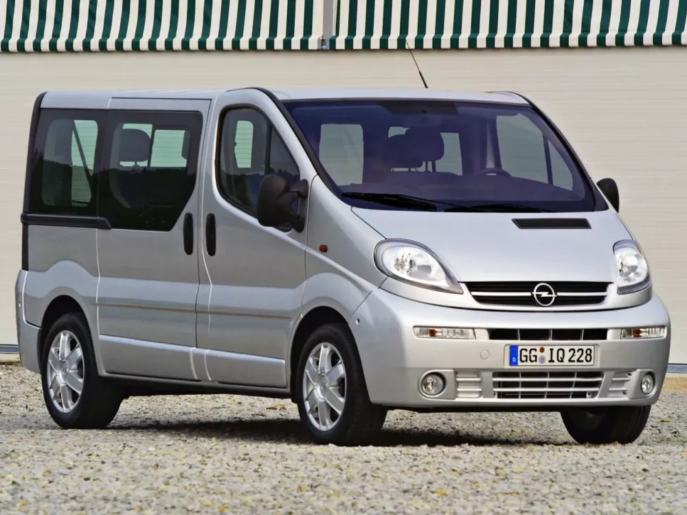 Автомобиль Opel Vivaro A Минивэн