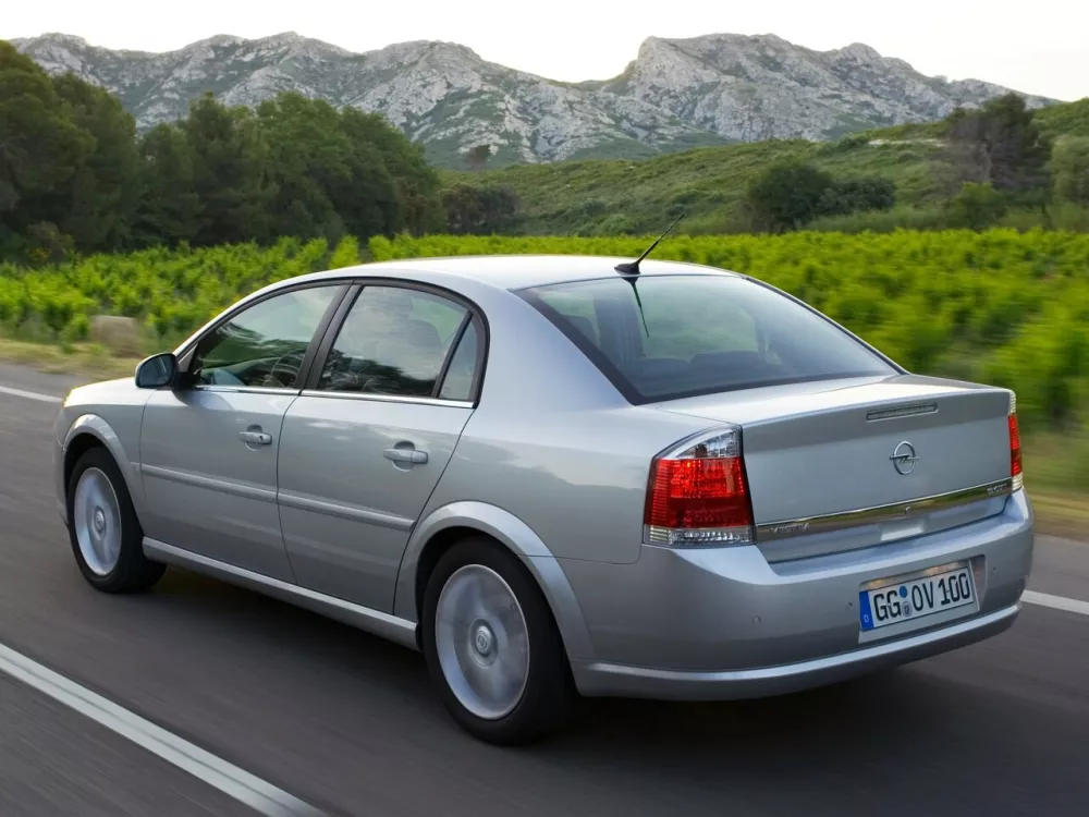 Автомобиль Opel Vectra C Рестайлинг Седан