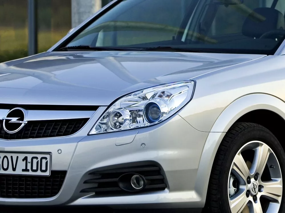 Автомобиль Opel Vectra C Рестайлинг Седан