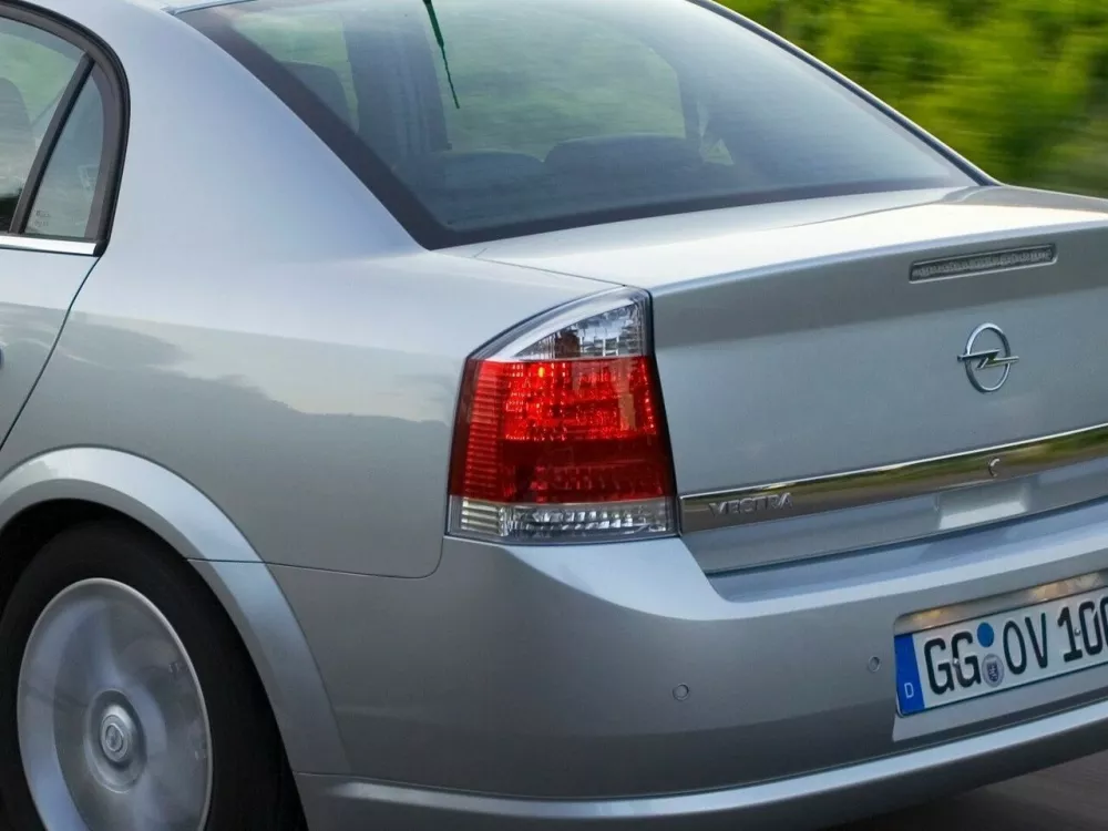 Автомобиль Opel Vectra C Рестайлинг Седан
