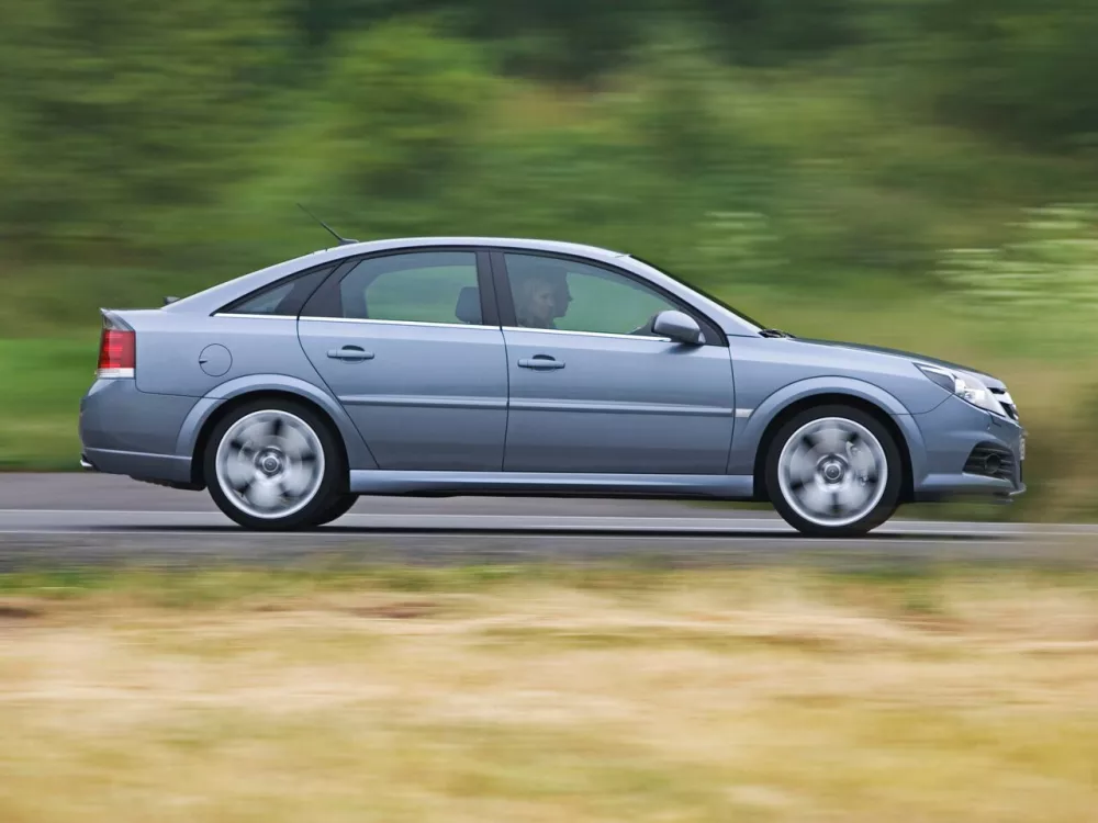 Автомобиль Opel Vectra C Рестайлинг Лифтбек
