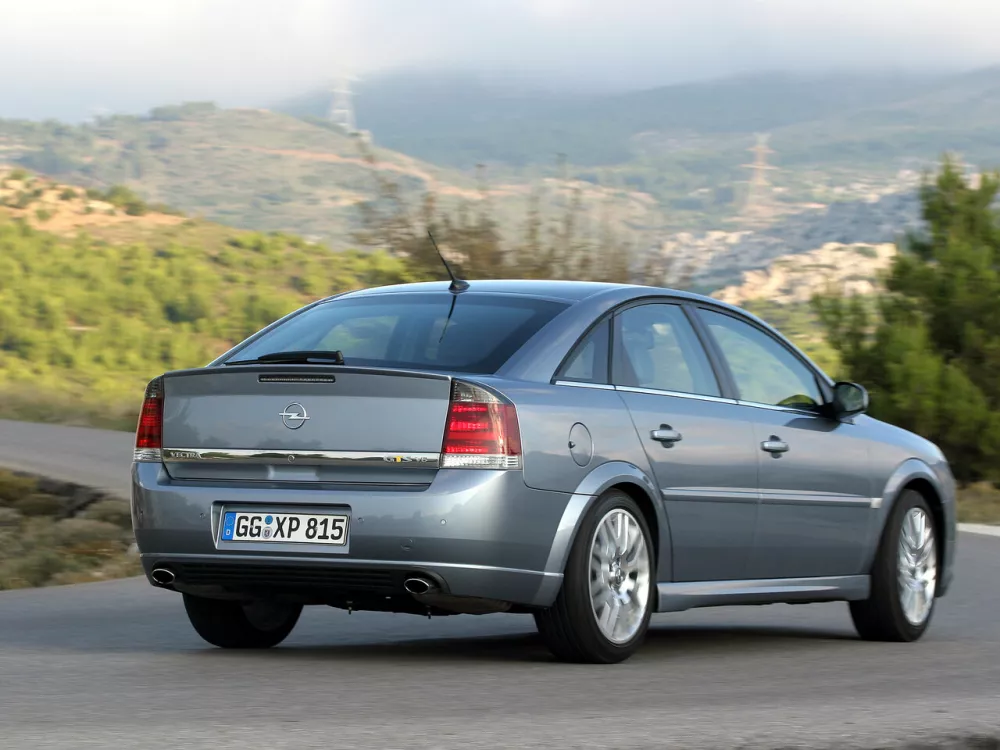 Автомобиль Opel Vectra C Рестайлинг Лифтбек